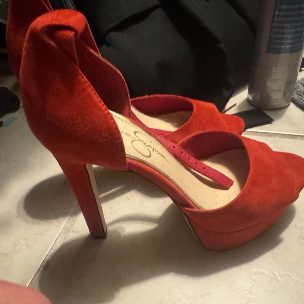 Jessica Simpson - Picture 2 of 3